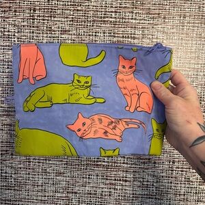 BAGGU Go Pouch Cats Still Life Medium Size